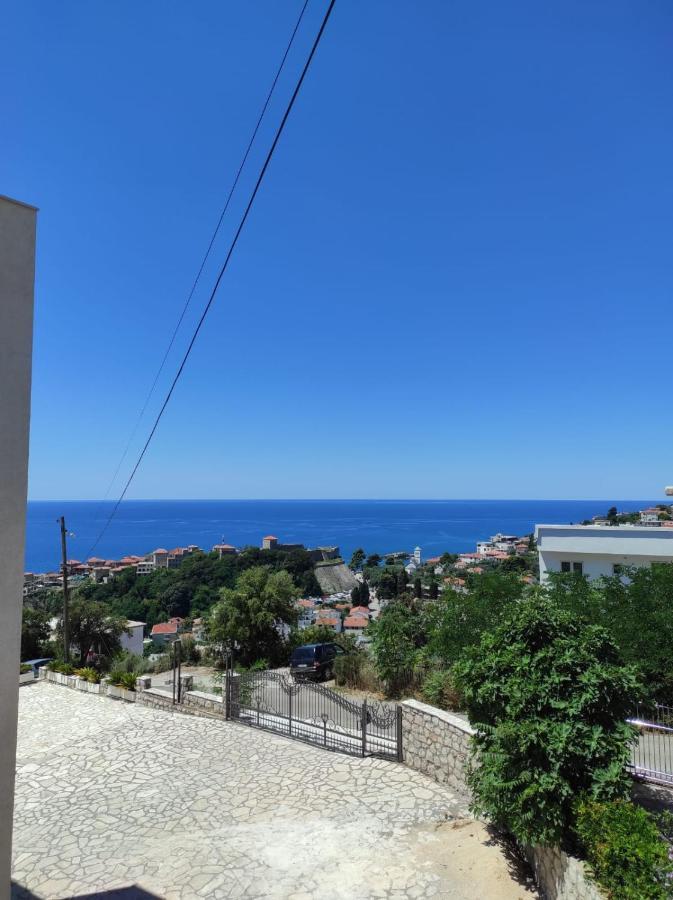 Apartmani Andrijana ウルツィニ エクステリア 写真