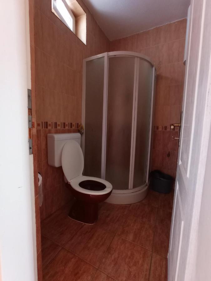 Apartmani Andrijana ウルツィニ エクステリア 写真