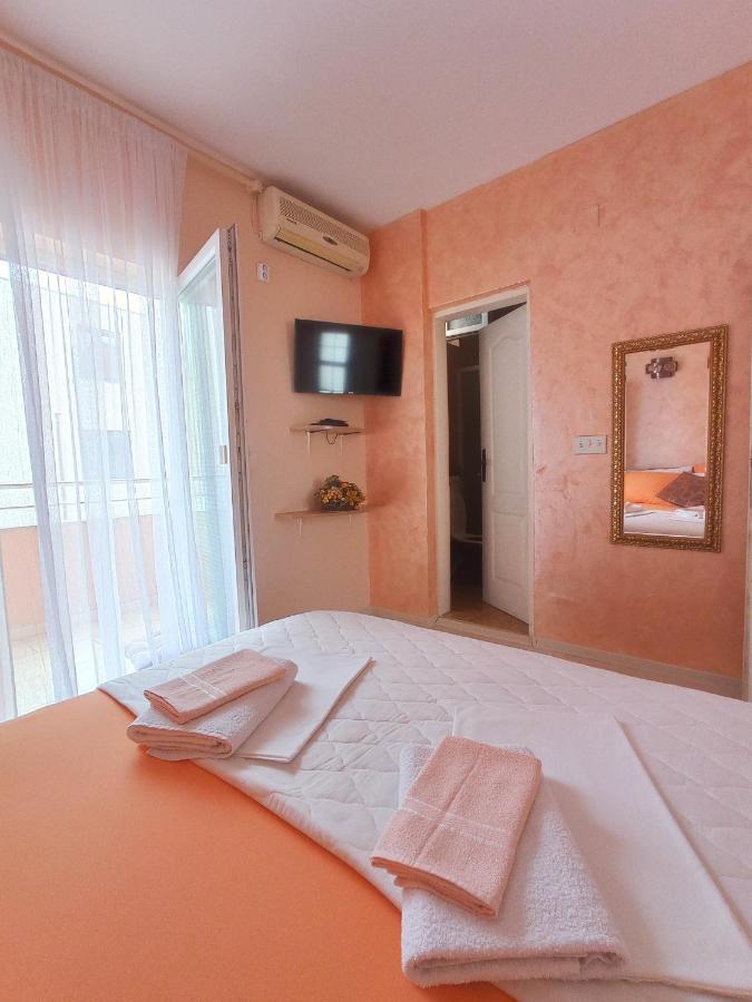 Apartmani Andrijana ウルツィニ エクステリア 写真